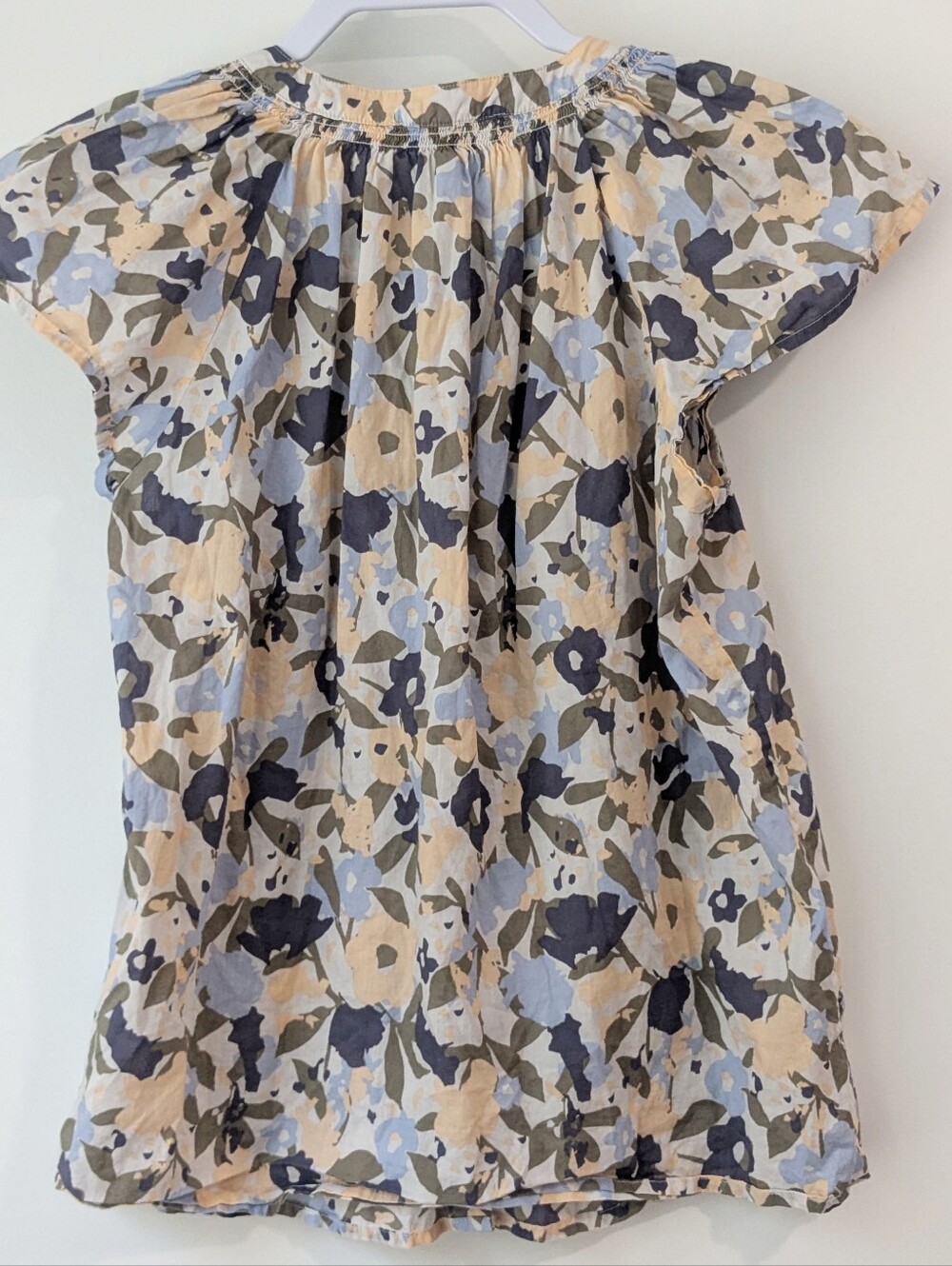 NEW Rails Alena Mod Floral Top - Picture 9 of 9